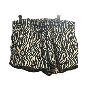 Piazza Italia Black and White Athletic Zebra Print Shorts 6
